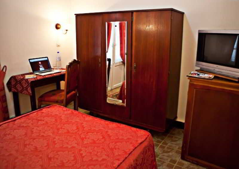 Hotel Suisse Algiers Екстер'єр фото