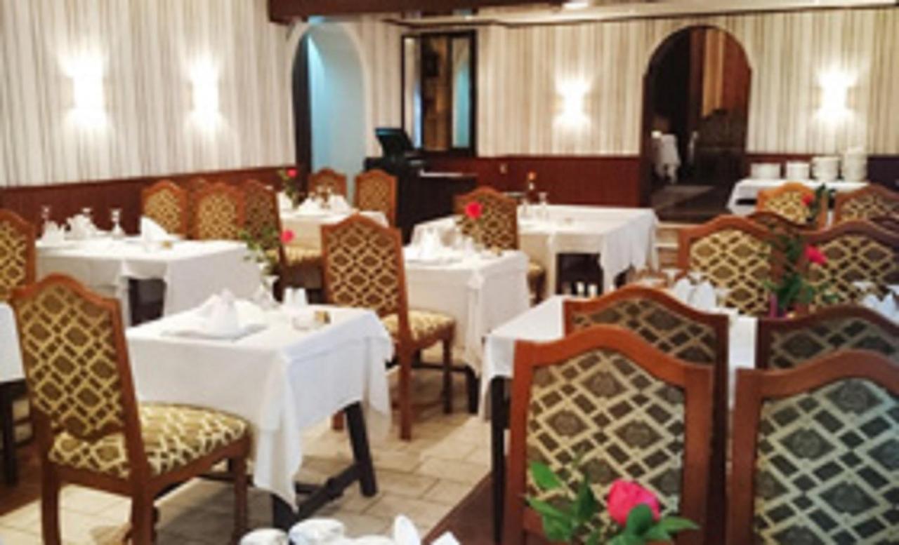 Hotel Suisse Algiers Екстер'єр фото